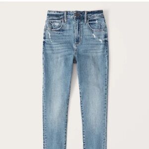 ABERCROMBIE CURVE LOVE HIGH RISE ANKLE JEAN
